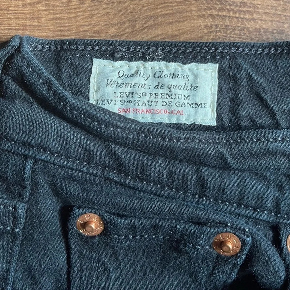 Levi's Premium Black Wedgie Ripped Denim Jeans - Picture 7 of 13